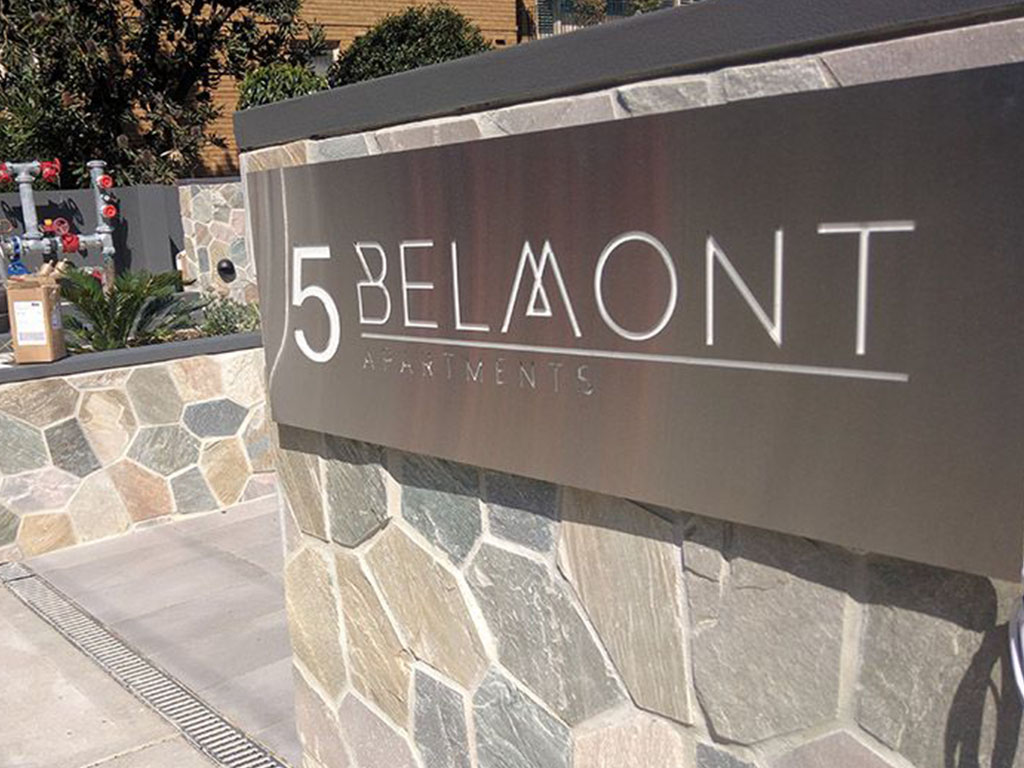Illuminated 3D fabricated signage (led)