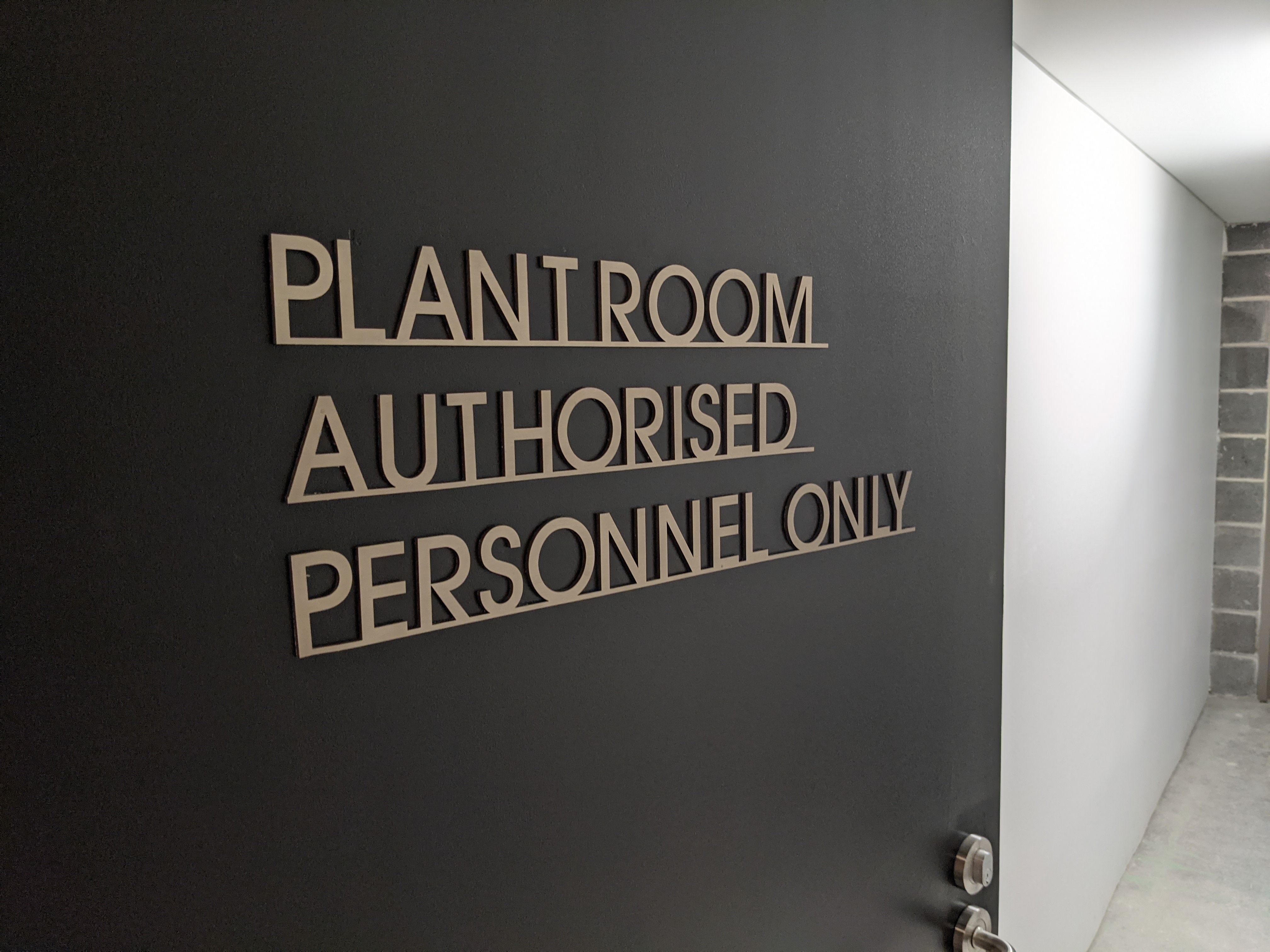 3D fabricated signage