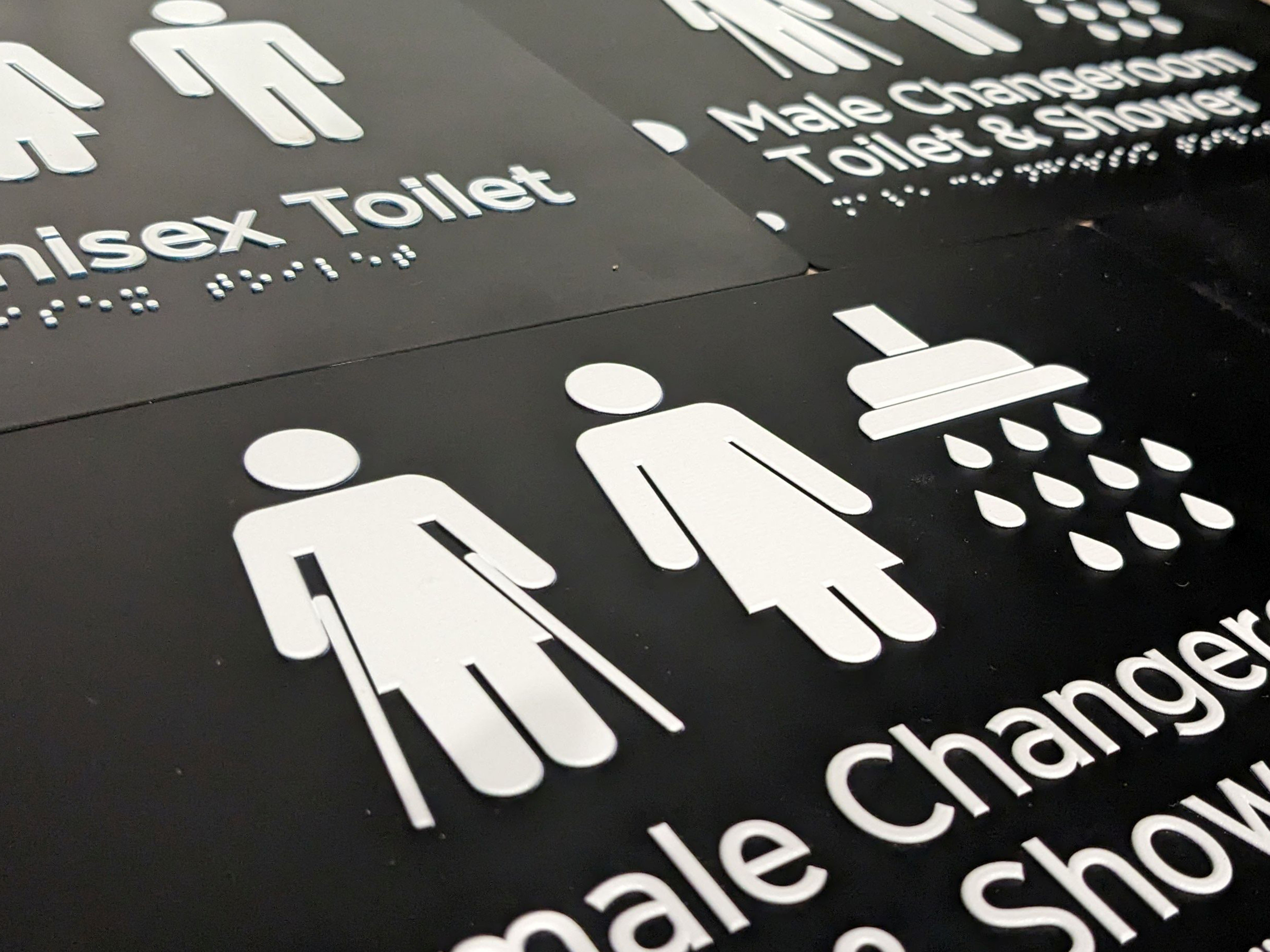 3D fabricated signage