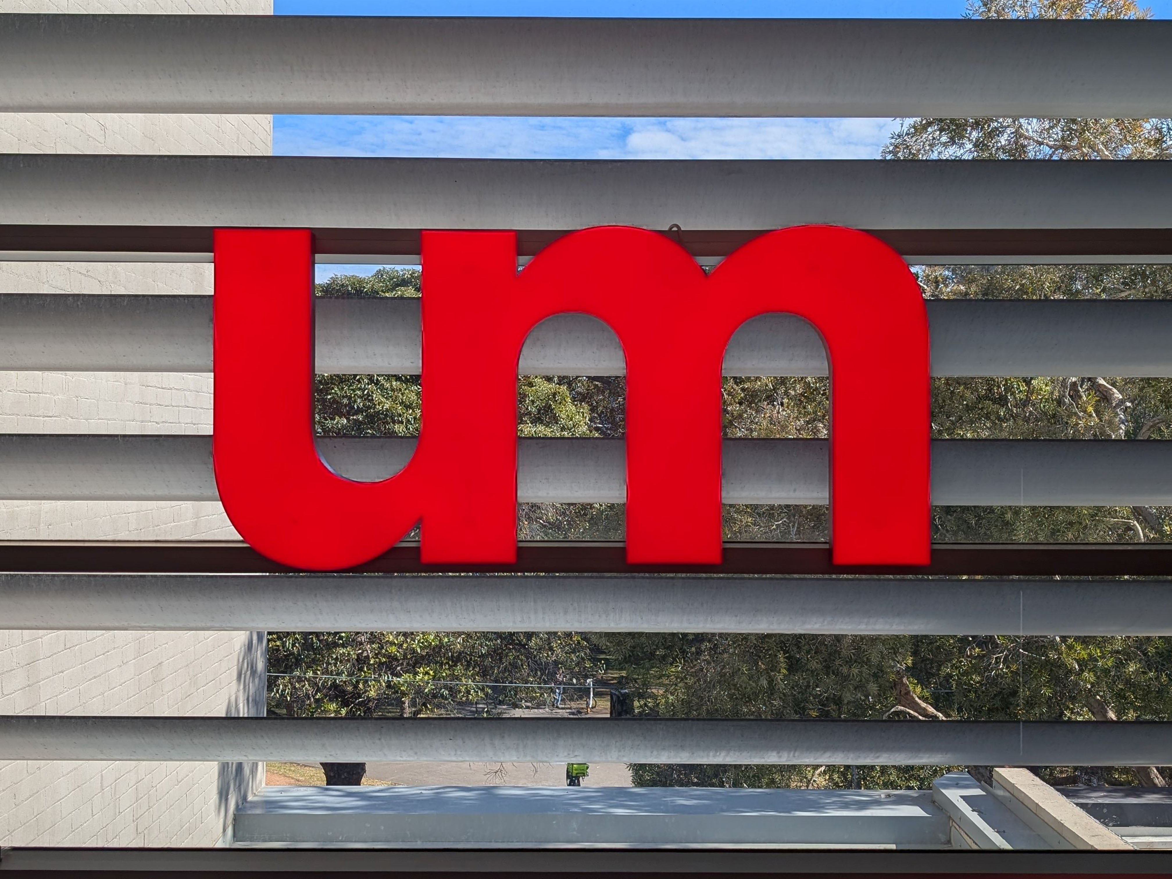 3D fabricated signage