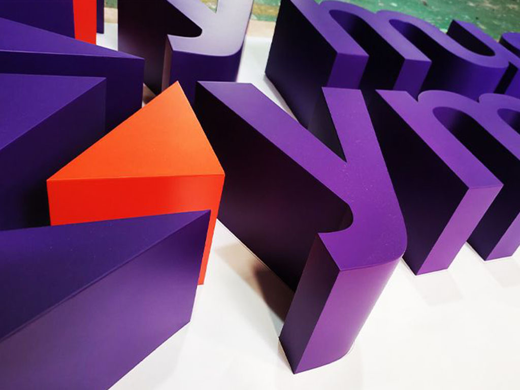 Illuminated 3D fabricated signage (building)